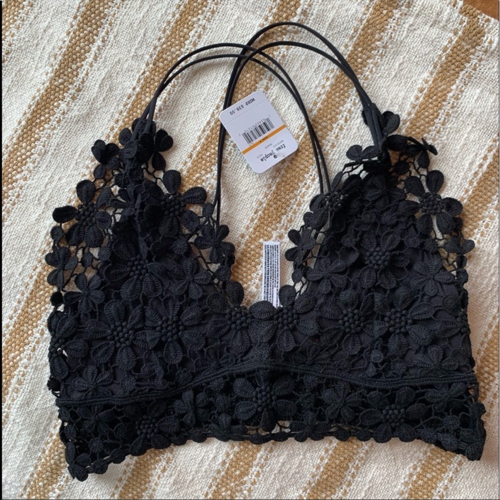 NWT Free People black Bralette Size Small